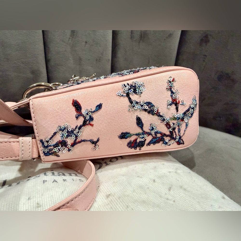 Christian Dior Lady Dior Pink Embroidered Sequin Floral Limited Edition Bag - Picture 15 of 17